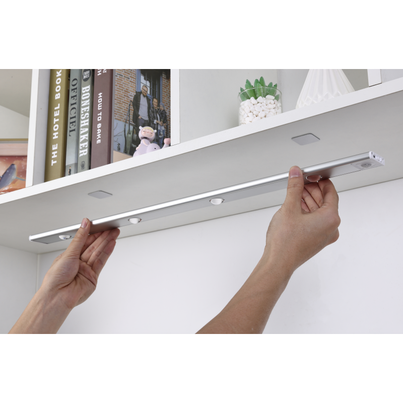 Plaque d'éclairage LED à détection de mouvements 40 cm - 40 cm