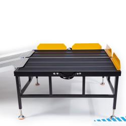 Plateforme d'accès réglable en aluminium - - Norme ERP - Aluminium - Poids max supporté : - 300 kg