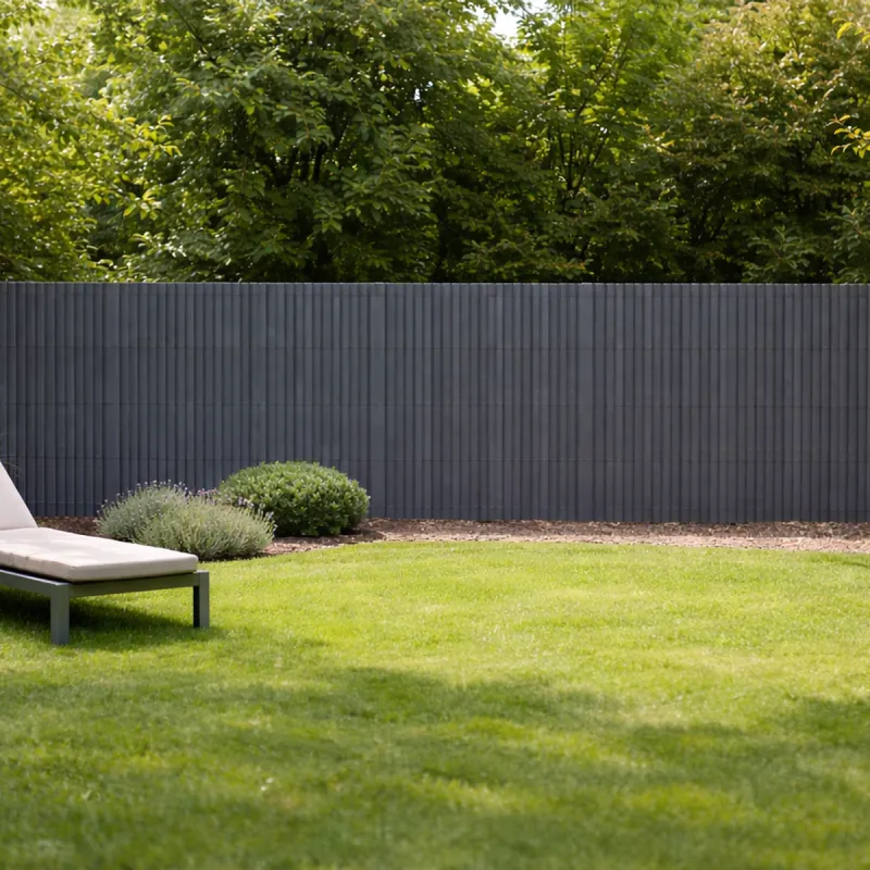 Canisse PVC occultant gris 1,5x3m - Simple face avec kit de fixation - Ducatillon
