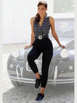 Combinaison col v chevauchant, couleur noir, taille 46, marque LASCANA - helline