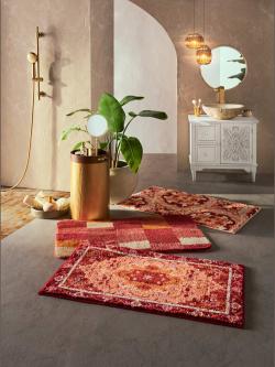 Tapis de bain acrylique facile d'entretien, couleur rouge, taille 70x120 cm, marque helline home - helline