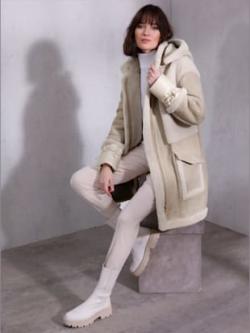 Veste en peau d'agneau superbe exclusivité, couleur sable - HELLINE