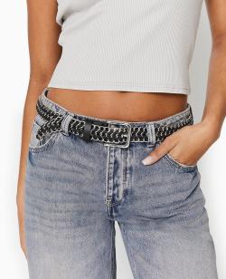 Ceinture en chaînes et lacets