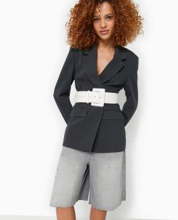 Ceinture large avec grande boucle rectangulaire