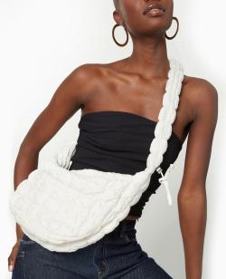 Sac besace en tissu matelassé