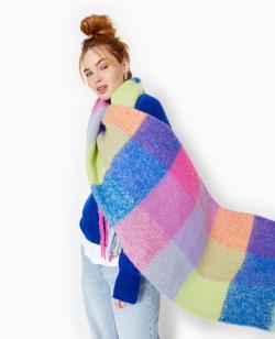 Grande écharpe multicolore en maille douce