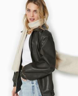 Echarpe en maille fine