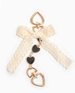 Déco de sac avec cœurs et ruban dentelle