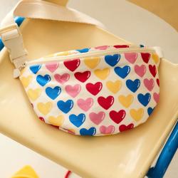 Sac banane enfant cœurs multicolores