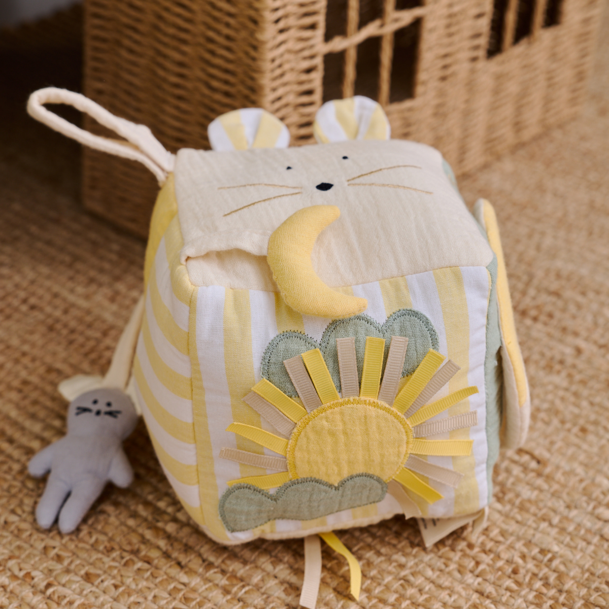 Cube d'activités éveil bébé en tissu - Petites Souris