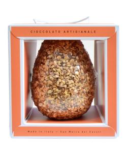 Œuf de Pâques en chocolat au lait enrobé de noisettes du Piémont Autore
