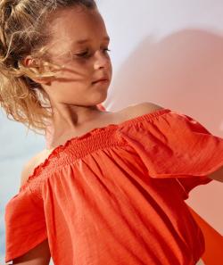 T-shirt manches courtes fille en coton bio rouge smoké - 4 A
