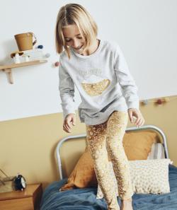 Pyjama gris en polaire et jaune avec rosases fille - 5 A