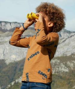 T-shirt garçon en coton bio camel avec messages smile - 4 A