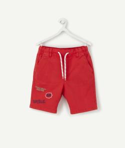 Le short droit rouge avec messsage brodé - 14 A