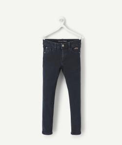 Louis le jean skinny foncé less water garçon avec voiture rouge - 4 A