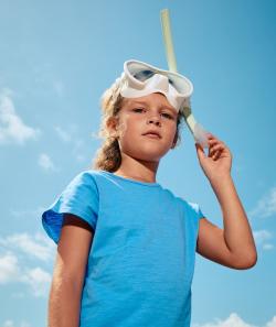 T-shirt fille en coton bio bleu avec boutons - 5 A