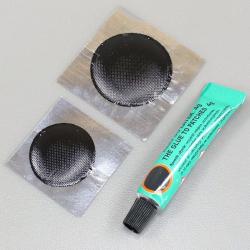 Kit réparation chambre à air (rustines et colle) V4