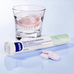 pastilles nettoyantes pour prothèses dentaires