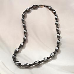 Collier en hématites