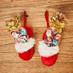 Pantoufles en peluche avec friandises