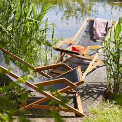 CODE BFRIDAY10, -10% sur Transat en bois massif acacia massif et textilène noir (lot de 2), Acacia FSC 100%, Marron, H127 cm L127 l47,5 cm BERAH GETAH