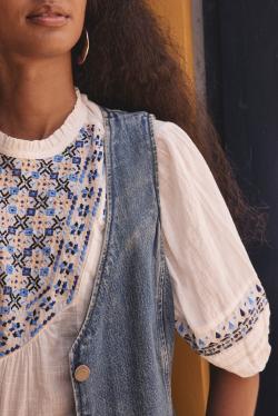 Blouse totem